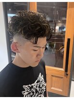 フリーク バーバーショップ 都島店(FREAK BARBER SHOP)&nbsp;スキンフェードリバースパーマ