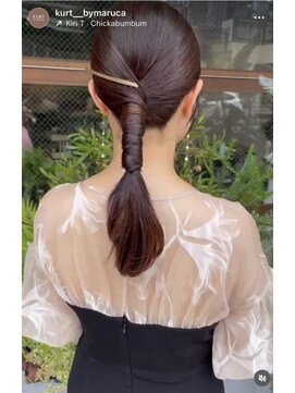 マルカ(MARUCA) 結婚式/お呼ばれに大人かわいいタイトなねじりローポニー