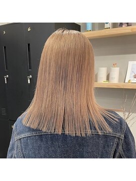 デート(DATE) ブロンド/ミルクティーベージュ