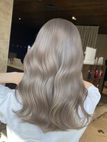 アマトウキョウ アユンチェ(AMA TOKYO×AYUNCHE)&nbsp;ハイトーン　グレージュ　ベージュ　ブリーチカラー