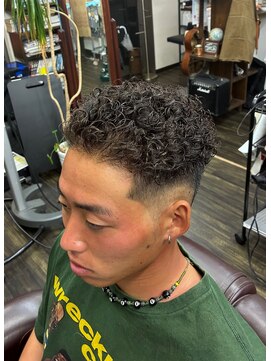 バーバーショップレノン(BARBER SHOP LENNON) 極道パーマ