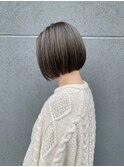 ボブ×白髪ぼかしハイライト