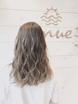エミュー 湘南台店(emue) メルティカラー/似合わせカット/ウェーブミディアム/湘南台