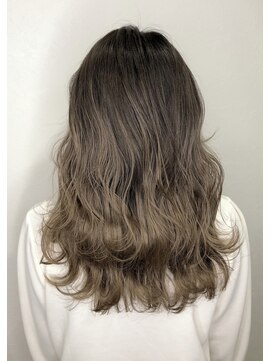 バベル(BABEL Hair Design) 【BABEL】グラデーションカラー＿耳かけアッシュブラウン
