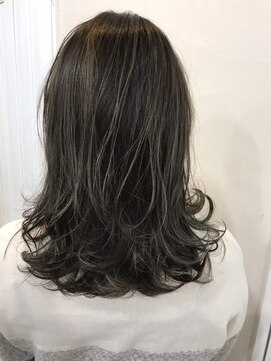 スティラアン 新小岩南口(Stilla an) 【20代女性の髪質改善】ツヤツヤ美髪アッシュブラウン☆