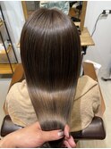 年齢髪ケアトリートメント