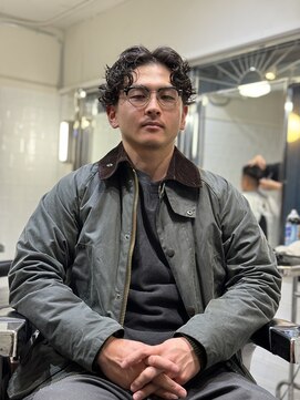 メリケンバーバーショップ フクオカ(MERICAN BARBERSHOP FUK) ハイライトマッシュパーマウルフアッシュブラック