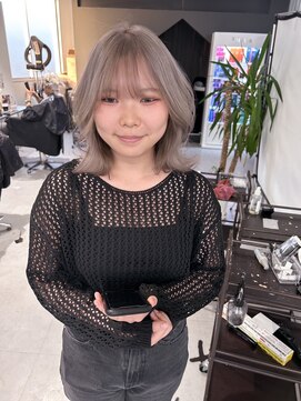 キング 枚方店(K!ng) 【枚方、高槻、梅田】ミルクティーベージュ