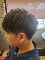 バルビエーレ アーディ(Barbier Adi) ツーブロック