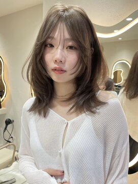 サイン 渋谷(SIGN) ザクザクレイヤーカット巻き方簡単ミディアムロング韓国渋谷