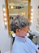 コワファースト  させぼ五番街店(COIFF1RST)&nbsp;波巻き×ショートウルフ☆