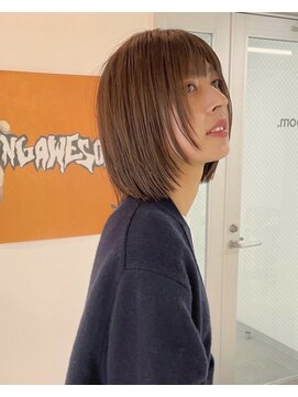 ルーム(Loom.) 顔周りレイヤーレイヤーカット透明感カラーブリーチなしカラー