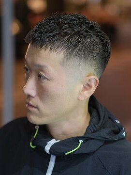 ヒロギンザ 神田店(HIRO GINZA) フェード/床屋/神田/バーバー/メンズ