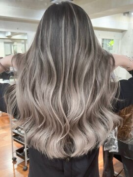 ヘアーサロングランデ(HAIR SALON GRANDE) ハイライトカラーミルクティーベージュレイヤーカット