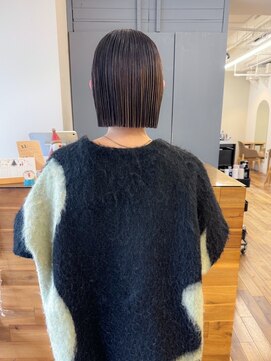 シロ(siro) 切りっぱなしボブ