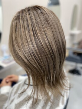 リノ(Lino) ミルクティー/ベージュ/ブリーチカラー