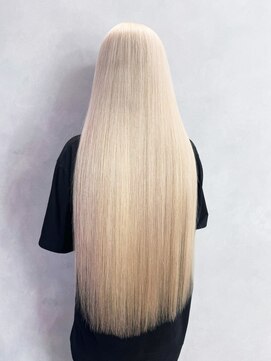 アルバム 銀座(ALBUM GINZA) ハイトーンホワイトベージュブリーチロング美髪_ba537791