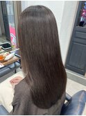 カーキグレージュ×レイヤーカット