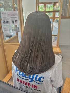 フェリアファム 北千里(FERIA fam) 縮毛矯正/北千里/ショート/ブリーチ/インナー/ボブ/髪質改善