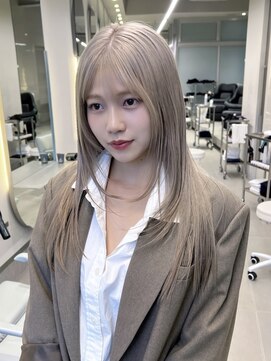 ソル バロール 表参道(SOL .valor) ホワイトミルクティーー×レイヤーカット