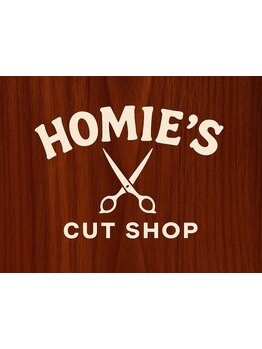 【北新地駅すぐ】本格バーバースタイルやラフなスタイルはもちろん、女性のヘアカットやカラーもおまかせ！