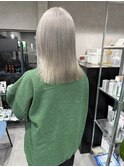 ホワイトベージュ