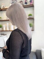 ヨハヘアガーデン(YOHA HAIR GARDEN) ◎ホワイトミルクティー @shoki_yoha