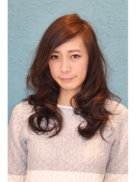 フェミニン大人無造作ロングヘアー