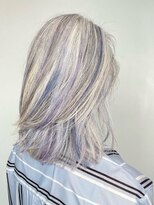 ステア ケース(stair case)&nbsp;白髪染めを使わない白髪染め＆ブルーパープルハイライト