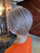 アトリエ バロッコ(atelier Barocco)&nbsp;圧倒的ホワイトシルバー