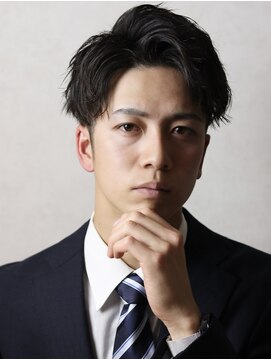 ヨシザワインク プレミアム 横浜 桜木町店(YOSHIZAWA Inc. PREMIUM) ビジネスツーブロックツイストスパイラルパーマスーツに似合う