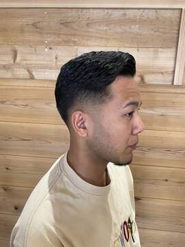 ビフェアリー(bi fairy) 低めでカッコよく！！ローフェードスタイル