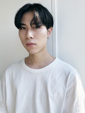 ソーコ 渋谷(SOCO) ニュアンスパーマセンターパートメンズカットツイストパーマ韓国