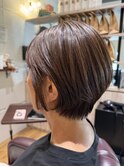 ショートボブ