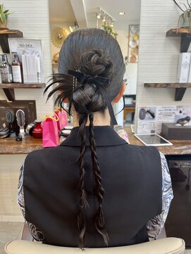 マコ(mako) カチモリヘアー