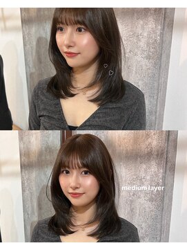 ムージー(moug) ミディアムレイヤー/暗髪/韓国/広島/袋町
