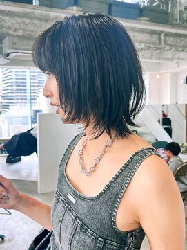 ワク(WAKU) 【WAKU】ショートレイヤー/黒髪ショート