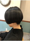 刈り上げマッシュボブ