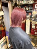 １０代から40代人気ウルフカットワインレッドカラー