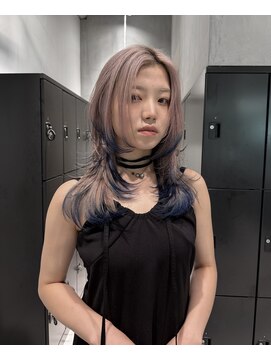 ヴァーディ オモテサンドウ(Vardy omotesando) ラベンダーミルクティー×ブルー