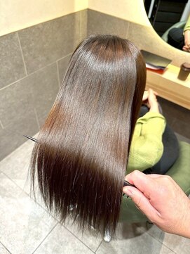 ワンズ ナゴヤ ヴィラ 名古屋栄(ONE's NAGOYA VILA) 黒髪クラゲヘアー/オリーブグレー/小顔ココアベージュ