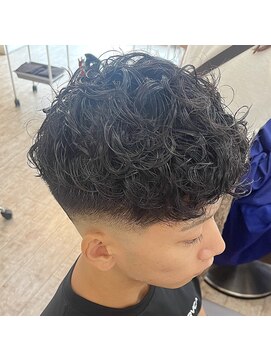 メンズパーマ　スペインカール