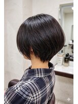 クオリス 上福岡店(QUALIS)&nbsp;大人ショートボブ黒髪ハンサムショート/小顔/透明感/大人可愛い