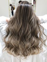 ブティック(boutique)&nbsp;「お客様施術後フォト」バレイヤージュ　ナチュラルグレージュ