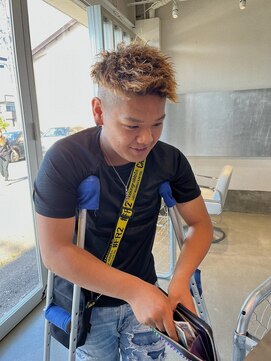 ナッツメンズヘア(NUTS MEN'S HAIR) ツイストパーマ