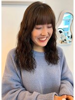 パーク 福岡天神西通り店(parc)&nbsp;ぱっつん前髪　透明感　ベージュカラー　艶感　ナチュラルパーマ