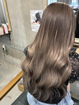 ルフレ 新宿本店2nd(Reflet) グレーパール