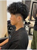 スパイキーショート メンズサロン ショートバング 眉毛