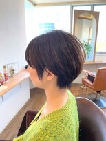 ドルチェ(dolce)&nbsp;大人ショートカット　柔らか丸みショートヘア　耳かけショート