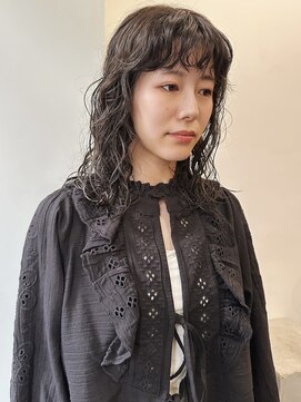 ニール 名古屋 伏見 丸の内(NEELU) 【Neelu_misa】ミディアムパーマ